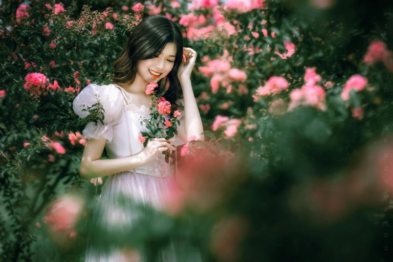 Crafting a Signature Scent That Compliments Your Personal Style