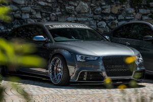 The Growth of Specialized Vehicle Customization Workshops